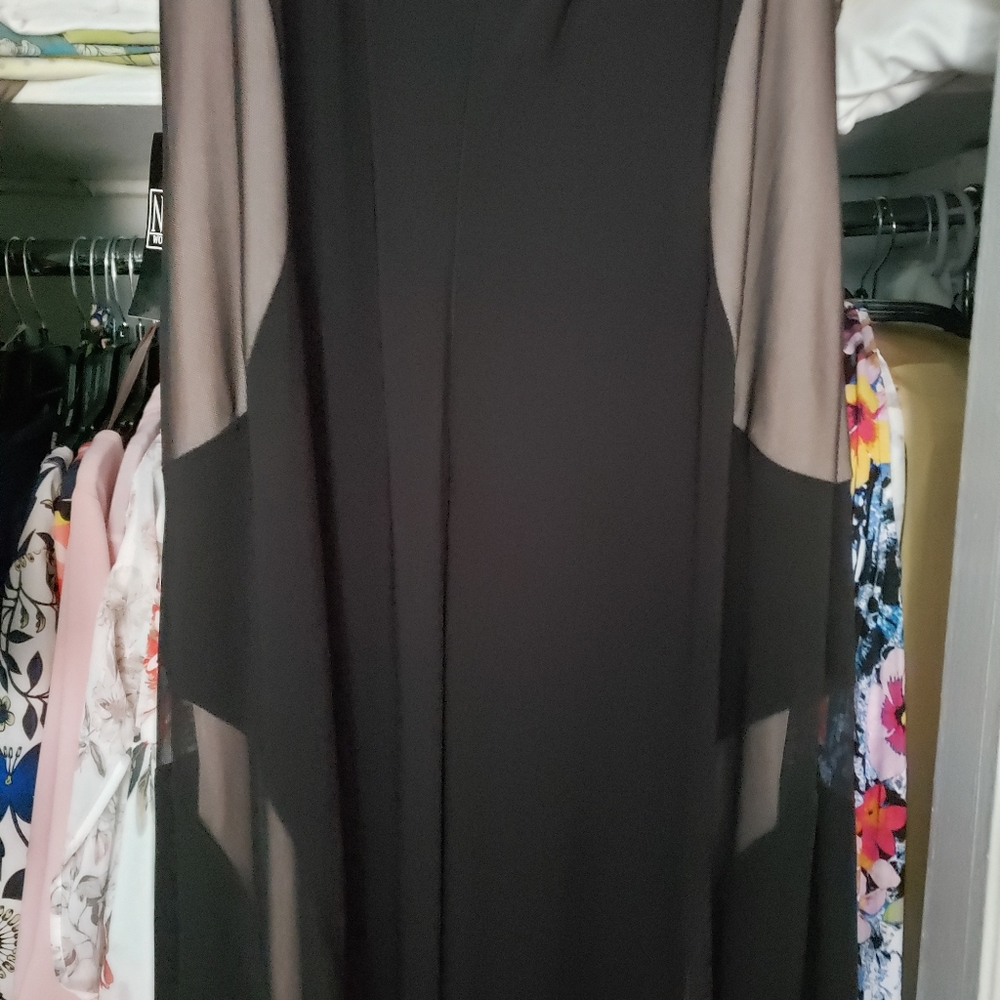 Dress - Picture 5 of 11